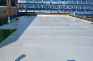 폴리우레아 마감